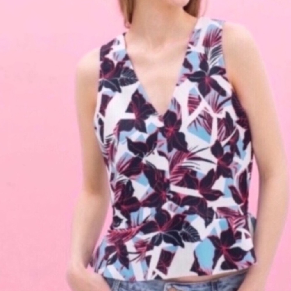 Zara floral peplum crop top al